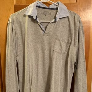 Vineyard Vines gray shirt